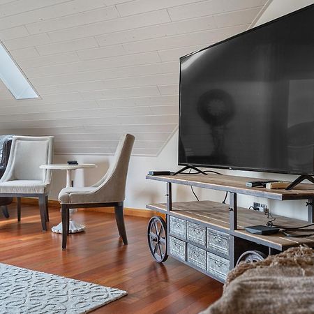 Apartamento Parkland301 Sunlit 2,000 Ft² Penthouse With Mtn View Canmore Exterior foto
