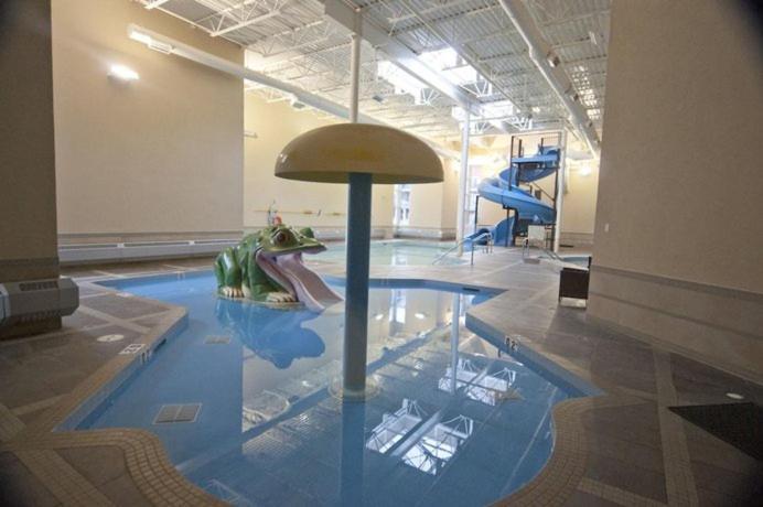 Apartamento Parkland301 Sunlit 2,000 Ft² Penthouse With Mtn View Canmore Exterior foto